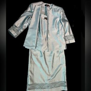 3pc ladies light blue Kasper suit with 3/4 length sleeves.